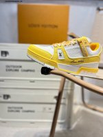 广东原产# 路易威登 Louis Vuitton Lv路易威登板鞋 新款 Lv Trainer最新配色运动鞋 L家 篮球鞋风格运动鞋 该鞋由艺术总监 Virgi
