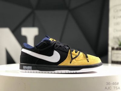 耐克 Nike Dunk Low 板鞋 Sb系列 经典百搭休闲运动板鞋加厚鞋舌的填充 使舒适性大大提升 同时也更方便穿脱中底部分则加入了脚感柔软舒适Zoomai