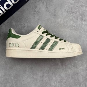 本地 核心私 Dior X Adidas Original Gazelle Indoor 迪奥 X 阿迪达斯 低帮 联名米白绿 贝壳头防滑耐磨轻便板鞋 鞋身整体