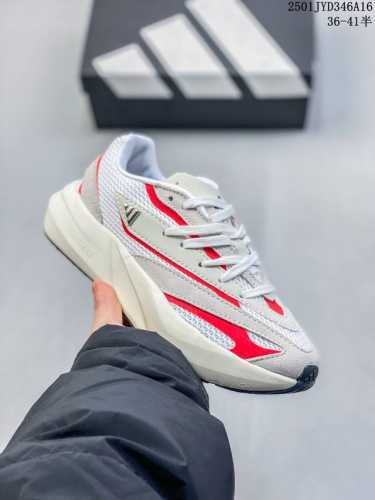 简介：真标带半码 阿迪达斯 Adidas Lightblaze 舒适防滑 新款阿迪达斯低帮跑步鞋 极致轻盈的 Lightweight Upper设计 带来近乎裸