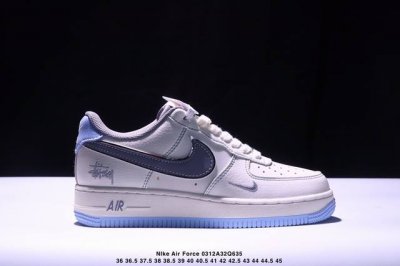 300 海外限量发售！公司级Nike Air Force 1 '07 Low “斯图西Supreme联名——双拼黑红标”空军一号 低帮 运动鞋 休闲鞋 折边针车