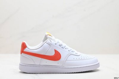 真标Nike Court Vision Lo 低帮百搭 透气休闲运动板鞋 兼顾舒适脚感和出众风范 演绎匠心之作 结构性的支撑贴合感结合复古篮球设计 货号:Cd5