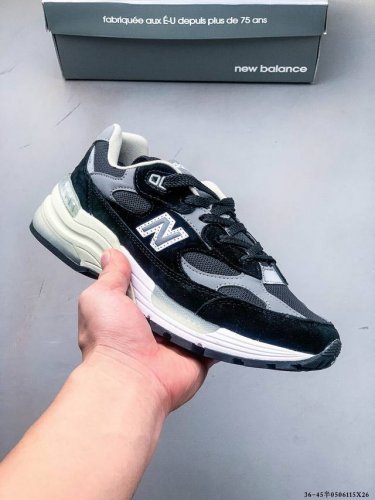 集图 Nb新百伦New Balance Made In Usa M992美产血统系列经典复古老爹风百搭休闲运动跑步鞋 猪巴革麂皮拼接原装透气网眼织物鞋面材质#升