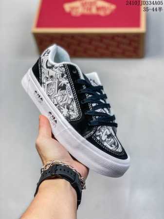 Hirono 小野联名vans面包鞋 Knu Skool 颜色：Vans面包黑白泡泡玛特 尺码：35 36 36.5 37 38 38.5 39 40 40.5 - 点击图像关闭