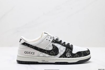 公司级Nk Dunk Low Retro “Diy高端定制” 低帮休闲运动板鞋 原装头层材料 用料绝不含糊 独家版型蒸餾加工帶來的是更好的视觉和脚感体验 清洁度