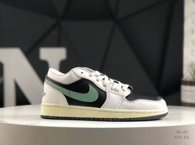 Air Jordan 1 Low Aj1乔1低帮休闲板鞋 同步官方配色 市场唯一独家头层皮打造 原鞋原档案开发 原厂皮料 原档冲孔鞋头 正确满胶鞋垫 四线拉帮