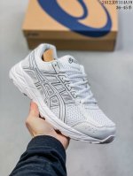 公司级asics 亚瑟士 透气网眼鞋面配合部分合成革材质，全新rearfoot Gel后置凝胶缓冲效果日本专业跑鞋品牌-亚瑟士asics Gel-Contend