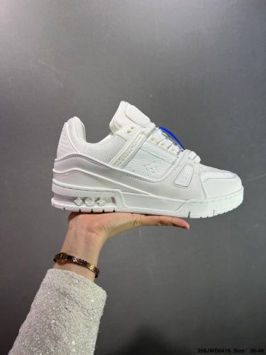 公司级路易威登 Louis Vuitton Lv路易威登板鞋 新款 Lv Trainer最新配色运动鞋 L家 篮球鞋风格运动鞋 该鞋由艺术总监 Virgil A