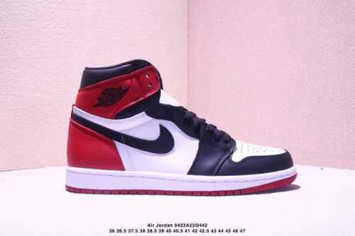 Air Jordan 1 Retro High Og ”Black Toe“ 黑脚趾 同价区间无对手 性价比触顶 东莞大厂极限压缩利润 国内顶级头层皮料订染 用
