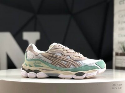 亚瑟士 Asics Gel-Nyc 纯原版本 亚瑟士运动休闲透气专业跑鞋 鞋面采用反绒皮与网布拼接 透气舒适兼具休闲时尚 结合简明的配色 展现品牌的传承及引领复