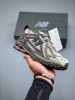 Nb新百伦 New Balance M1906R复古老爹风网布跑步休闲运动鞋。 New Balance，1906年 William J. Riley先生在美国马