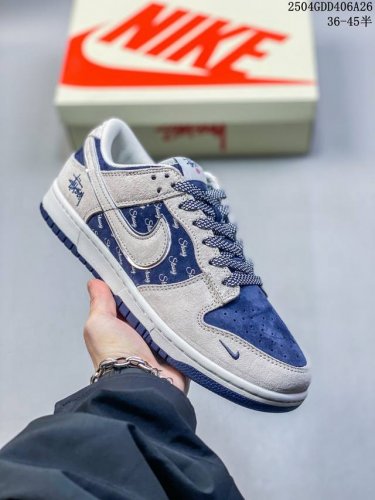 海外爆款限量发售！公司级 Nike Sb Dunk Low“ 斯图西联名 米蓝猪八英文” 周年高端定制 低帮休闲板鞋 定制鞋盒 大厂纯原品质出货 超高清洁度 皮