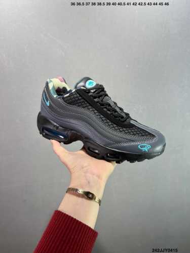 真标耐克Nike Air Max 95 Tt气垫复古慢跑百搭鞋休闲运动鞋 货号:Fb2709-010 尺码:36 36.5 37.5 38 38.5 39 40