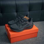 核心私 nike Quest 6极速6代网面透气 时尚休闲跑步鞋 简约高科技设计采用多层材料 为双足带来凉爽感受和稳固体验时尚鞋面搭配中足包覆设计 提供稳固贴合