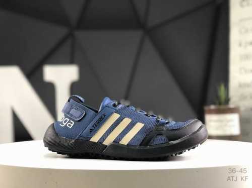 120 Adidas/阿迪达斯 Adidas Terrex Daroga Two 13 H.Rdy 户外运动鞋 涉水鞋搭载Heat.Rdy御热科技，穿着舒适。含