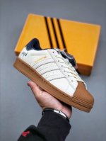 Adidas Originals Superstar 经典配色 经典贝壳头官网同步 实拍首发渠道正品订单 诠释市场最高工艺水平区别市面普通真标版本，进出专柜无压