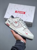 nike Sb Dunk Low 联名三勾 奶白深灰底配色 低帮休闲运动滑板板鞋 #大厂纯原品质出货 纯正版型 定制鞋盒 皮料切割干净无任何毛边 细节完美 超高