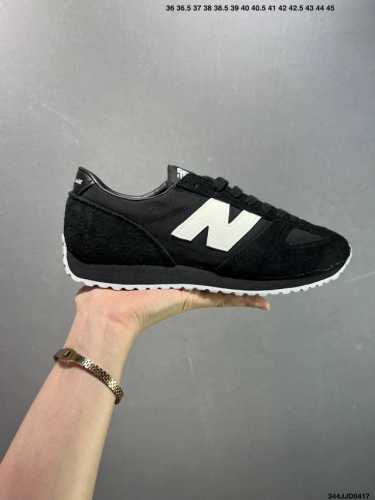 New Balance 推出了全新鞋款。这次复刻的 U471 是基于他们经典档案中的 Nb471跑鞋，赋予其全新的现代设计。虽然保留了原有的轮廓，但也根据当下潮