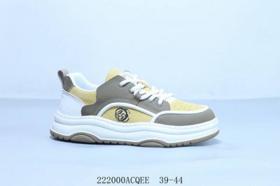 Ecco爱步 莞产纯原 爱步靴子配备原盒三件套 防尘纸 防尘袋 广东纯原 全头层牛皮 质感 清晰单 鞋面采用进口牛皮 艺 高端时尚 简约大气 休闲时尚 原单品质