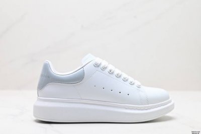 真标意大利高奢品牌alexander Mcqueen亚历山大 麦昆 Sole Leather Sneakers低帮时装厚底休闲运动小白鞋 货号:553770 W