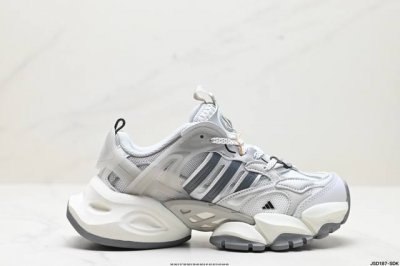 公司级adidas Xlg Runner Deluxe 系列低帮老爹风增高复古中性休闲运动慢跑鞋 货号:Jp5821 尺码:36 36.5 37 38 38.5