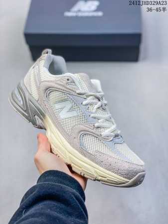 New Balance 新百伦 原楦原数据开发纸版，采用优质纤维革+透气网眼布材质材质，独立3层组合大底私模，正确独立中底嵌入abzorb缓震材质小红书穿搭款式 - 点击图像关闭