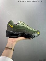 真标耐克Nike Air Max 95 Tt气垫复古慢跑百搭鞋休闲运动鞋 货号:Fb2709-010 尺码:36 36.5 37.5 38 38.5 39 40