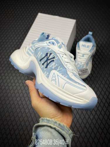 b Ny美国榄球洋基队 X Mlb Chunky Runner Basic 厚底老爹厚底休闲运动慢跑鞋 采用优质轻量克重纤维移膜皮革及透气网面鞋面材质 全新独立