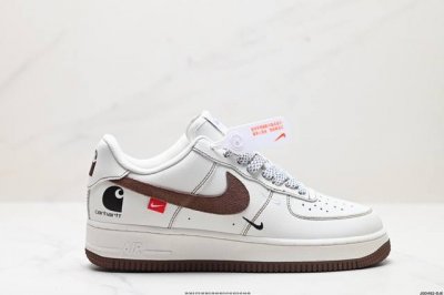 公司级nike Air Force 1‘07 原楦头原纸板 打造纯正低帮空军版型 专注外贸渠道 全掌内置蜂窝气垫 原盒配件 原厂中底钢印、拉帮完美 官方货号:K