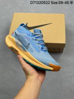 耐克Nike pegasus Trail 5 Gtx Next Nature 越野跑步鞋 登月兼顾迅疾外观和稳固脚感 后跟覆面和中足动态支撑巧妙融合 缔造稳定顺