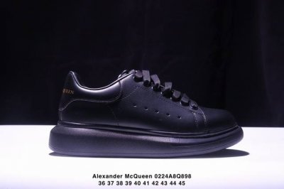 真标意大利高奢品牌Alexander Mcqueen亚历山大 麦昆 Sole Leather Sneakers低帮时装厚底休闲运动小白鞋 货号:553770 W