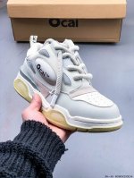 230 公司级！复古球鞋Ocai Vibe风 近期很火的一款面包鞋，帅惨了～就Ocai复古大面包鞋可以说是我最近出门的心头大爱了，肥大的鞋身，加上很多果冻感的细