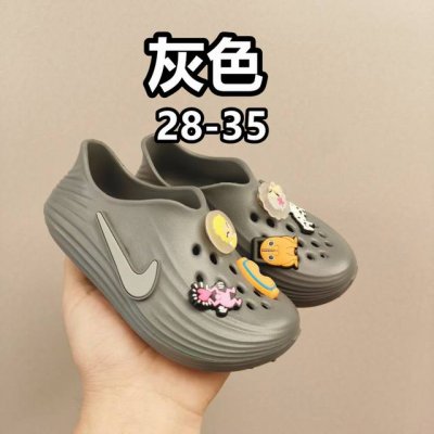 新款耐克 ，大人 可以发光带灯，夜晚走路会闪光 卡骆驰儿童洞洞鞋26-35码 不要配件可减10元 鞋子材质采用环保发泡一体成型，轻软舒适。全面贴合脚掌，拱桥足弓