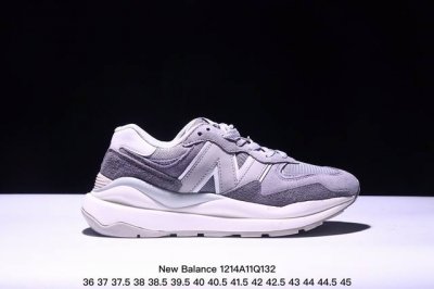 真标new Balance新百伦 Nb5740系列 货号：W5740Lt1特别以1988年首度世面的经典574作为设计蓝本保，留574简易约衬的80S鞋型廓轮，
