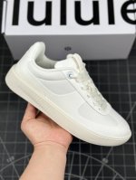 Lululemon M Cityverse 露露乐蒙 低帮运动休闲板鞋 一线外贸大厂出品 中底拉帮 钢印 整体鞋型 皮料等区别市场先行通货 货号：LW9AV8S