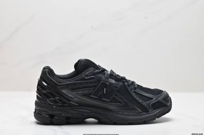 公司级New Balance M1906系列复古单品宝藏老爹鞋款 公司级版本复古元素叠加 质感超级棒 楦版型材料细节做工精细 作为Nb最经典的档案鞋型之一 与2