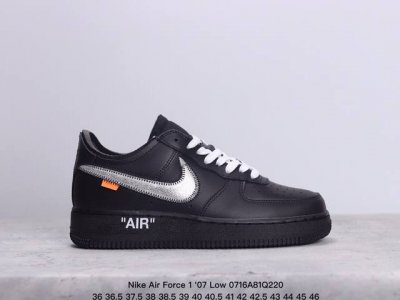 耐克 Nike Air Force 1 '07 Low 空军一号低帮，柔软、弹性十足的缓震性能和出色的中底设计，横跨复古与现代的外型结合，造就出风靡全球三十多年