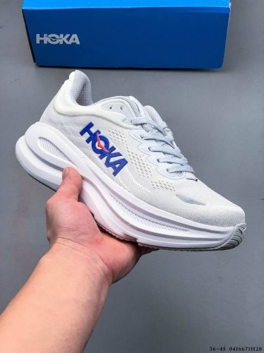 Hoka One One Bondi 9 余文乐同款 新款缓震跑鞋 万众期待的Bondi系列终于迎来了更新，作为Hoka缓震跑鞋的杠把子，Bondi缓震性能非常
