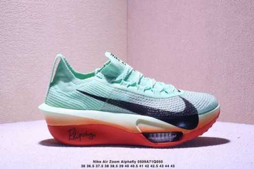 nike Air Zoom Alphafly Next% Ek 整体采用前作的设计语言，并且对后者的细节进行升级，马拉松和长距离路跑的性能极限设计而生。货号：