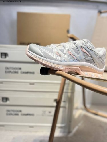 法国户外品牌-萨洛蒙 Salomon Xt-Quest Gtx探索者系列 潮流越野机能户外休闲运动跑步鞋 采用透气网布与防护皮革组合鞋面材质 牛角扣系带开合 欧