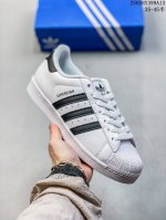 阿迪达斯Adidas三叶草 Originals Superstar Ii贝壳头系列低帮经典百搭休闲运动板鞋 货号:Jh5470 尺码:35.5 36 36.5