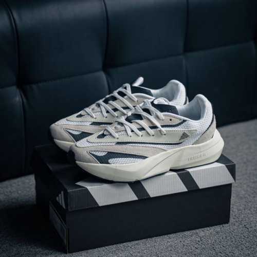 230 核心私 Adidas Lightblaze 阿迪透气跑步鞋 货号：Jh6962 尺码：36 36.5 37.5 38 38.5 39 40 40.5 4