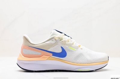 真标nike Air Zoom Winflo 25 网透面气 训跑练步鞋 该鞋款采用改良版网眼布和增加泡棉设计，专为驾驭耐力跑而设计，出色的缓震性能可助力你心无