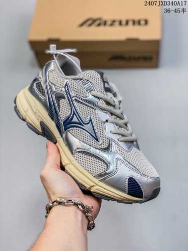 真标 Mizuno 美津浓 复古时尚休闲舒适减震运动跑步鞋 美津浓wave机械缓震，可以说是机械缓震跑鞋科技的翘楚。有着非凡的适应性，有着充分而持久的缓震能力和