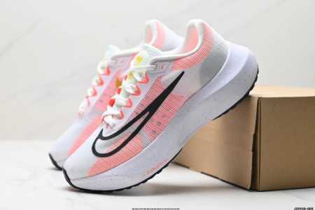 公司级nike Zoom Fly 5不可战胜系列轻量飞织低帮休闲运动慢跑鞋 此鞋专为短跑运动员而生 是为5至10公里距离的赛事和训练打造 整体设计采用流线型的轻 - 点击图像关闭