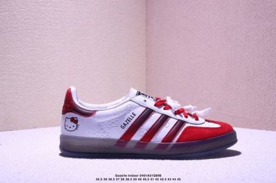 公司级Adidas Originals Gazelle Indoor 三叶草休闲防滑耐磨低帮板鞋 鞋头出色设计 塑就出众贴合感 稳固的后跟贴合足部曲线设计 软弹