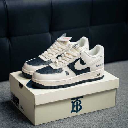 Air Force 1 原装级别 原楦头原纸板 打造纯正空军版型专注外贸渠道 全掌内置蜂窝气垫 原盒配件 原厂中底钢印、拉帮完美 货号：Bb8588 227 尺 - 点击图像关闭