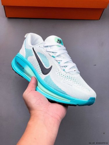 170 nike Air Zoom Vomero 18 缓震透气休闲慢跑鞋 新版Vomero结合全新Zoomx和Reactx泡绵 提供双重缓震效果 铸就非凡迈步