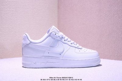 nike Air Force 1 ‘07 Low 空军一号 低帮 运动鞋 休闲鞋 折边针车 工艺难度大 原楦头原纸板 原装鞋盒 定制五金配件 内置全掌气垫 原厂