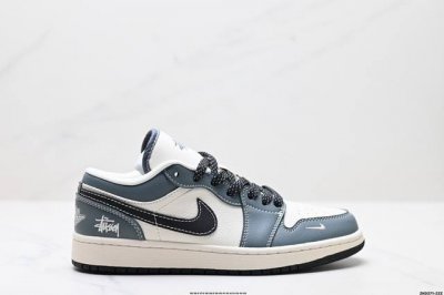 公司级Nike Air Jordan 1 Low Aj1乔1低帮休闲板鞋 同步官方配色 市场唯一独家头层皮打造 原鞋原档案开发 原厂皮料 原档冲孔鞋头 正确满胶